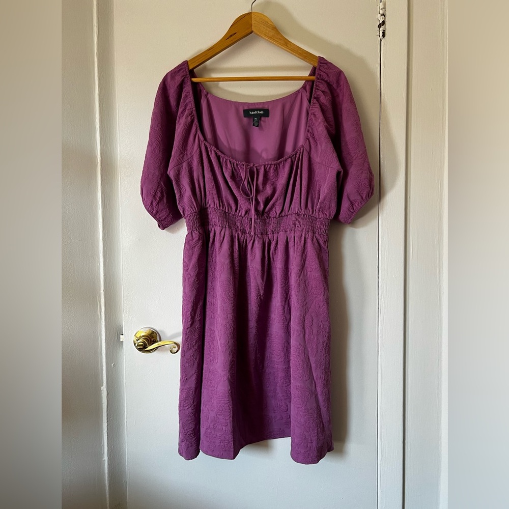 ModCloth puffed sleeve textured dress